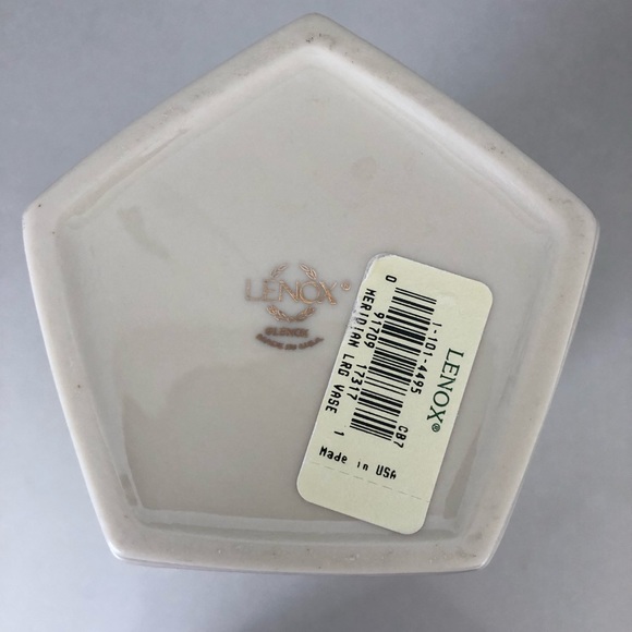 Lenox Vase - Picture 4 of 5